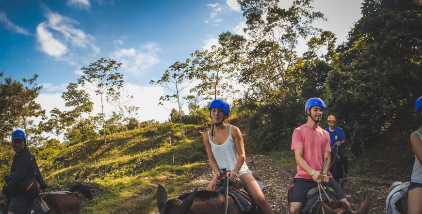 Zipline, Rappelling & Horseback Riding La Fortuna